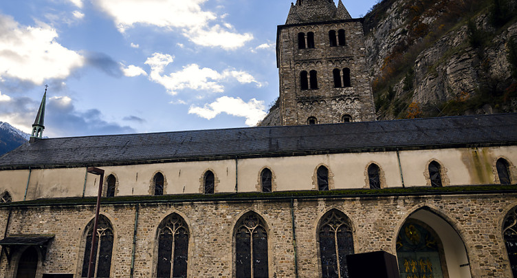 Abbaye de St-Maurice: une aide extérieure laïque « indispensable »