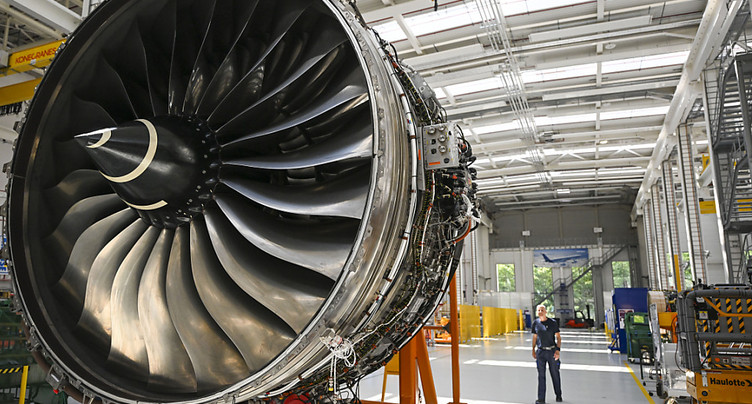 Rolls-Royce annonce renouer avec les bénéfices en 2023