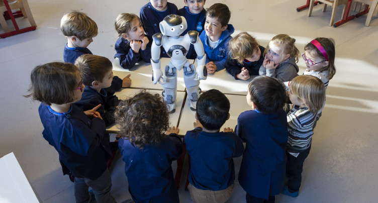 Le robot éducatif Nao s'invite dans quatre crèches vaudoises
