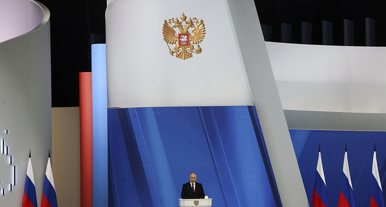 Poutine met en garde contre une « menace réelle » de guerre nucléaire