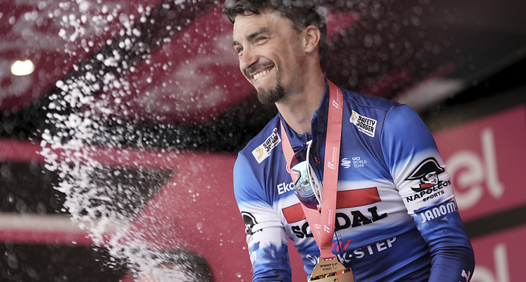 Tour d'Italie: belle victoire pour Julian Alaphilippe