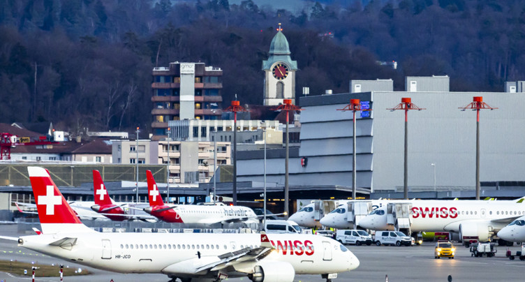 Flughafen Zürich voit le nombre de passagers stagner en mai