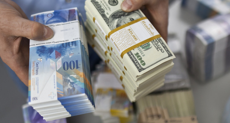 Le franc recherché par les investisseurs en mal de valeurs refuges