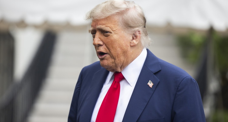 Los Angeles: Trump ordonne de nouvelles opérations anti-immigration