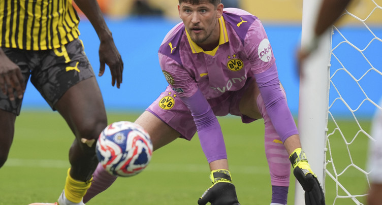 Gregor Kobel et Dortmund commencent par un 0-0