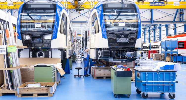 Stadler Rail imbrique deux unités d'entreprise en Suisse