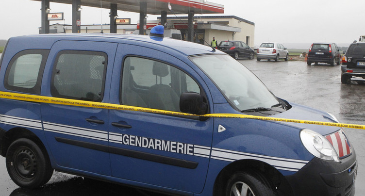 Fusillade après un mariage en France: deux morts, dont la mariée