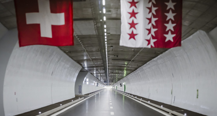 Autoroute A9: tube sud du tunnel de Viège ouvert
