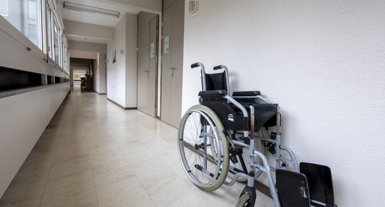 Droits des personnes atteintes de démence dans les EMS: inquiétude
