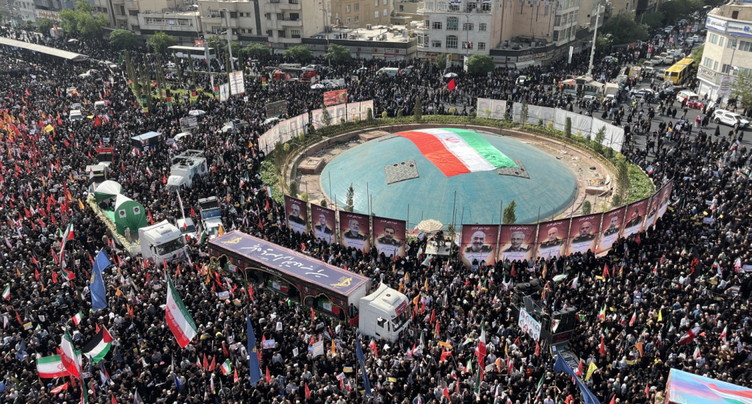Iran: funérailles pour les morts de la guerre contre Israël