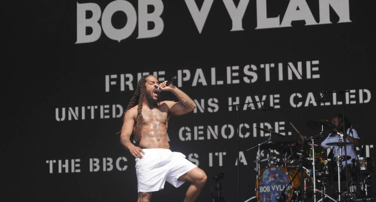 Propos anti-israéliens: enquête contre les rappeurs de Bob Vylan