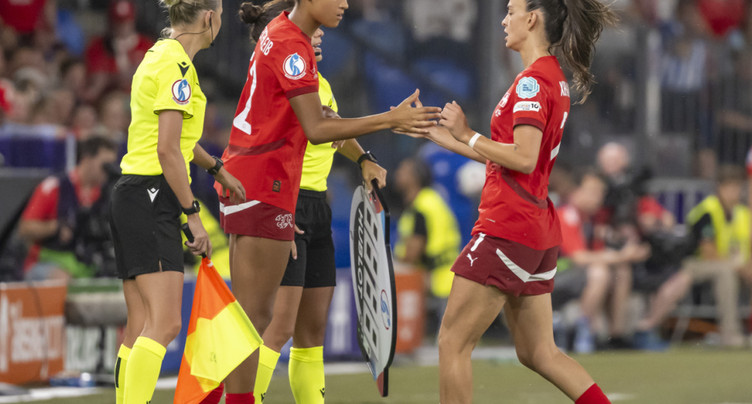Suisse - Islande: Sydney Schertenleib titulaire