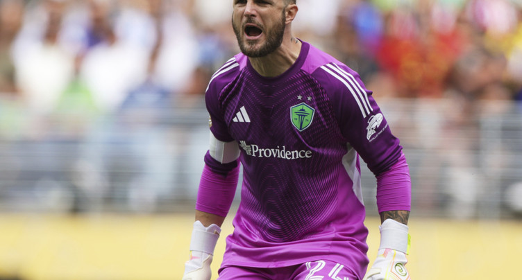 Stefan Frei blessé après un choc à la tête