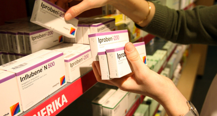 Le Tessin lance deux initiatives pour réduire les coûts des médicaments