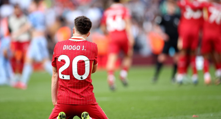 Liverpool retire le maillot no 20 en hommage à Diogo Jota