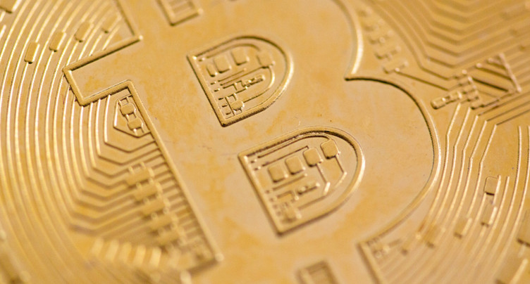 Le bitcoin bat un nouveau record à plus de 121'000 dollars