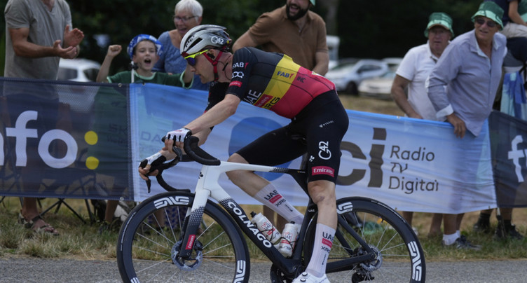 Tim Wellens survole la 15e étape