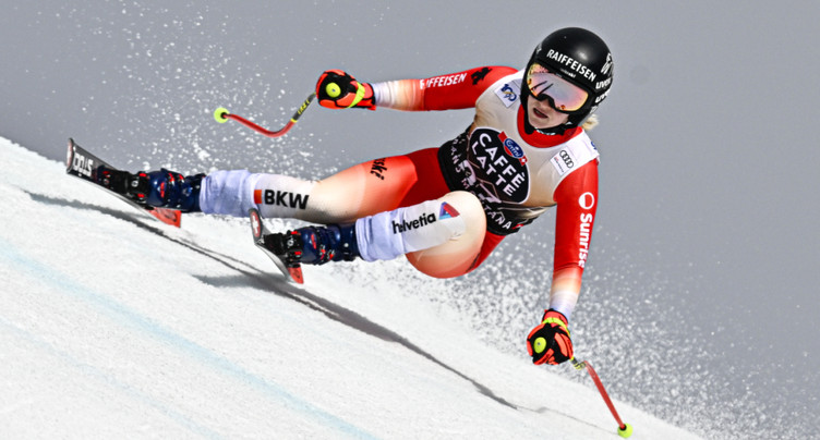 Noémie Kolly, blessée à un genou, range ses skis pour de bon