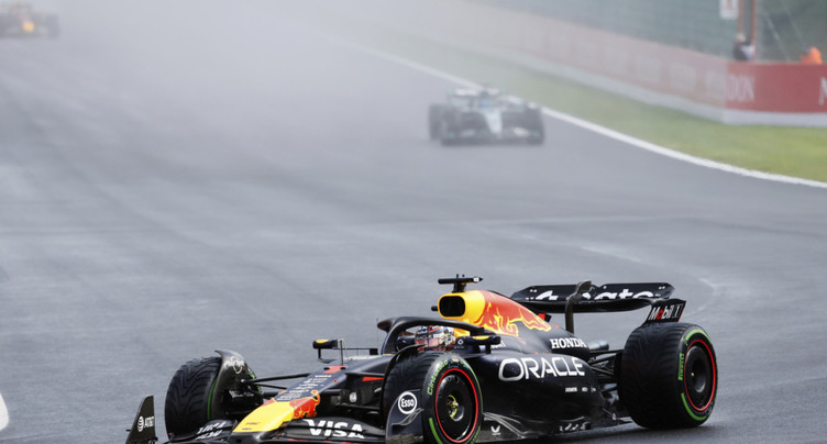Verstappen toujours chez Red Bull en 2026