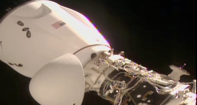 La capsule Crex Dragon de SpaceX arrimée à l'ISS