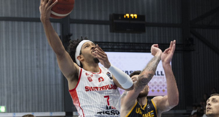 La Suisse bat l'Ukraine 66-64 à Fribourg