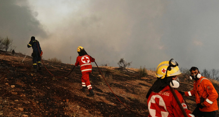 La Grèce entrevoit amélioration sur le front des incendies