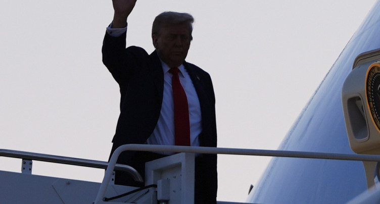 Trump a décollé pour l'Alaska, où il va rencontrer Poutine