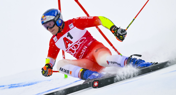 Marco Odermatt reprend la main en géant