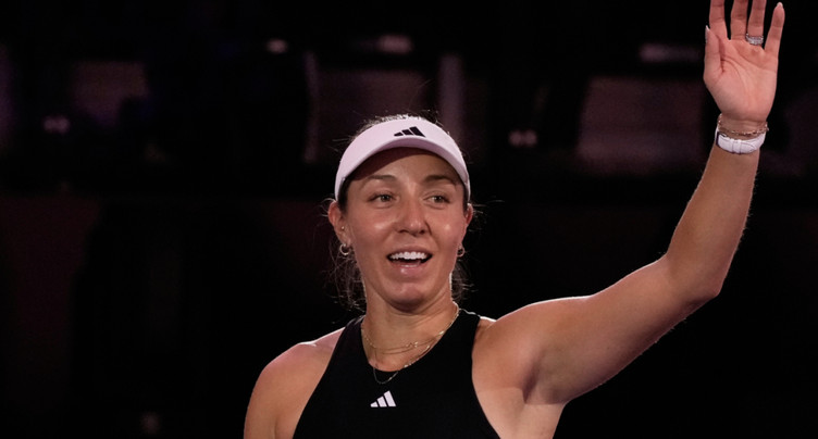 Pegula bat Paolini avant le choc Gauff-Sabalenka
