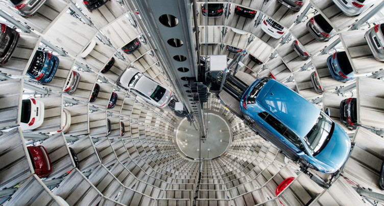 Pourquoi le secteur automobile européen traverse « un ouragan »