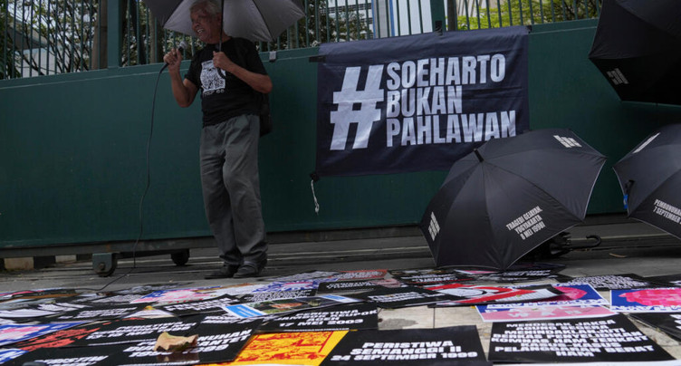 L'Indonésie fait de l'ex-dictateur Suharto un « héros national »