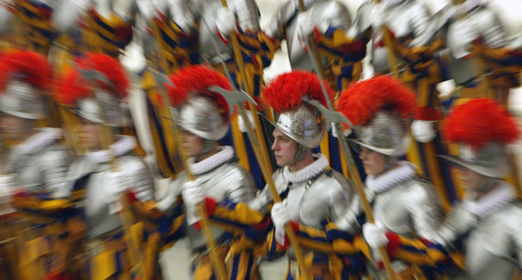 Enquête à la Garde suisse après une accusation d'antisémitisme