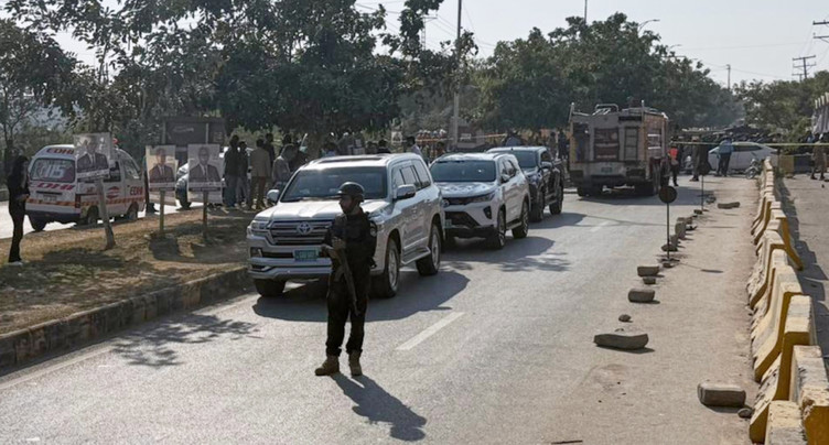 Au moins 12 morts dans un attentat devant un tribunal d'Islamabad