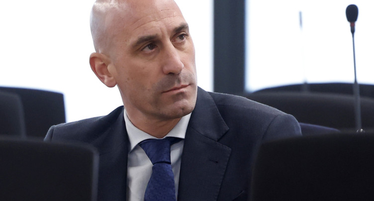 Luis Rubiales crie au complot de « l'extrême gauche »