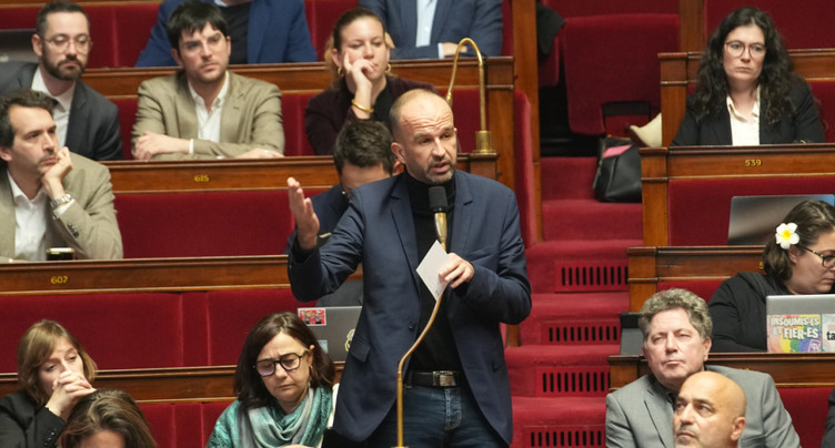 Réforme des retraites suspendue par l'Assemblée nationale