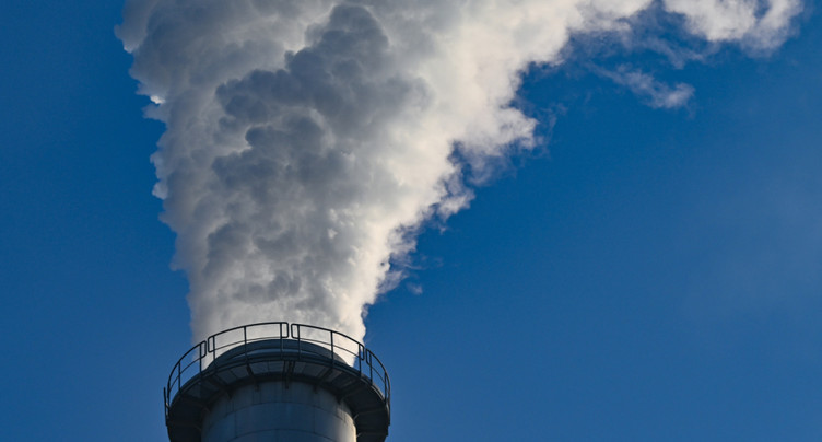 Les émissions de CO2 liées aux fossiles vers un record en 2025