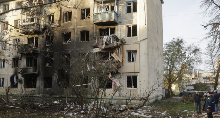 Ukraine: Kiev subit une attaque russe « massive », alerte son maire