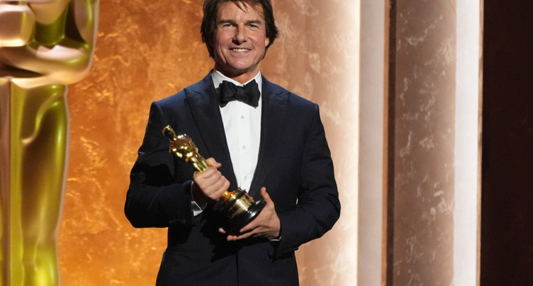 Tom Cruise reçoit un Oscar d'honneur pour l'ensemble de sa carrière