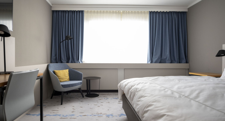 Les nuitées hôtelières accélèrent en octobre