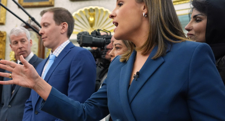 Trump s'en prend violemment à deux journalistes