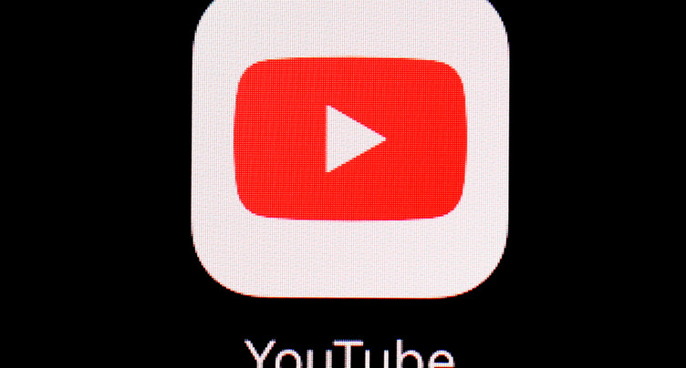 YouTube critique l'interdiction des réseaux sociaux aux mineurs