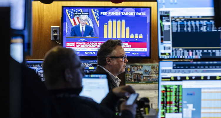 La Fed baisse ses taux, deux responsables voulaient un statu quo