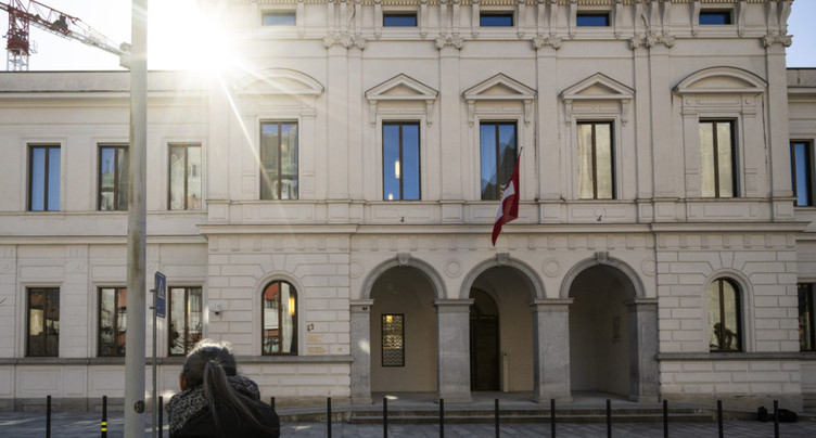 L'accusé avait placé une grenade contre la voiture de son ex