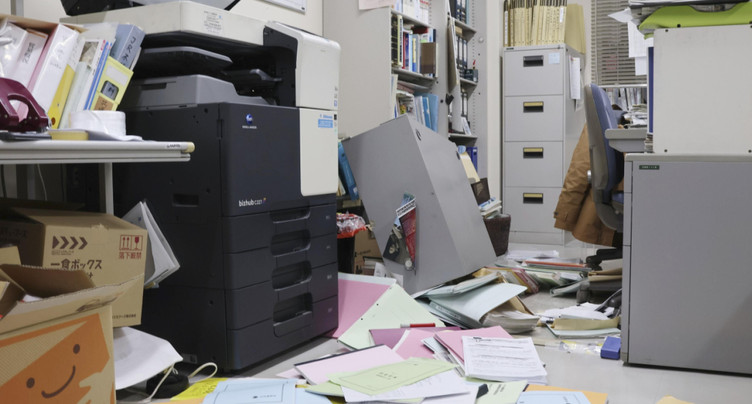 Japon: séisme de magnitude 6,7 au nord du pays, alerte au tsunami