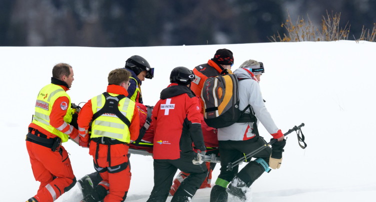 Michelle Gisin aussi touchée aux ligaments du genou gauche