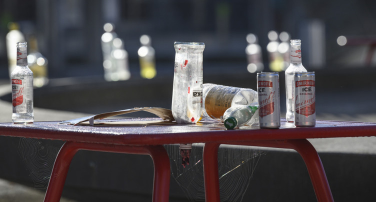 Alcool en Suisse: bisbilles autour des directives fédérales