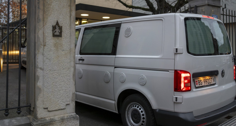 Ouverture du procès d'un assassin schizophrène récidiviste à Bâle