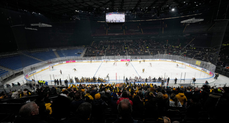 Malgré des câbles qui pendent, l'Arena de Milan sera « prête »