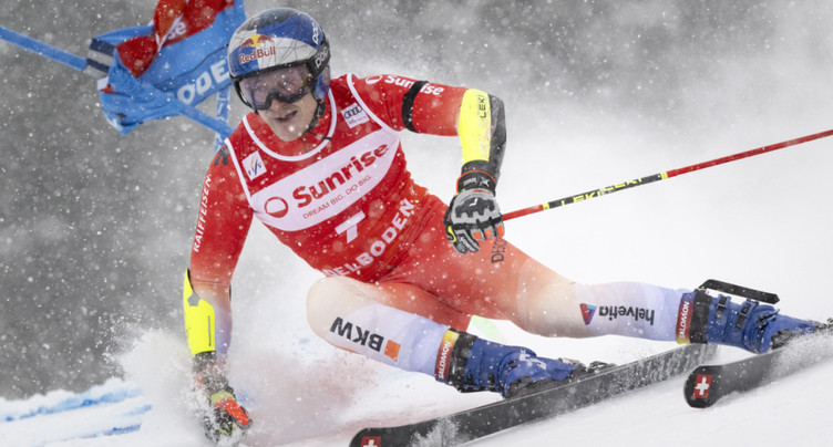 Odermatt gagne son 5e géant de suite à Adelboden