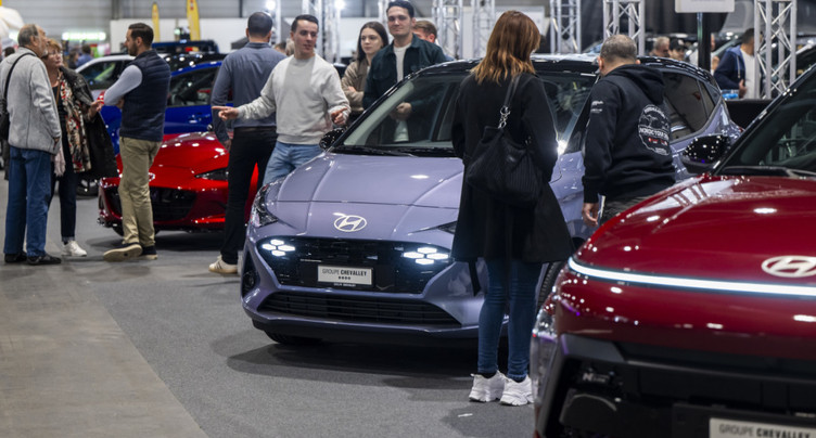 Climat de consommation au ralenti en décembre